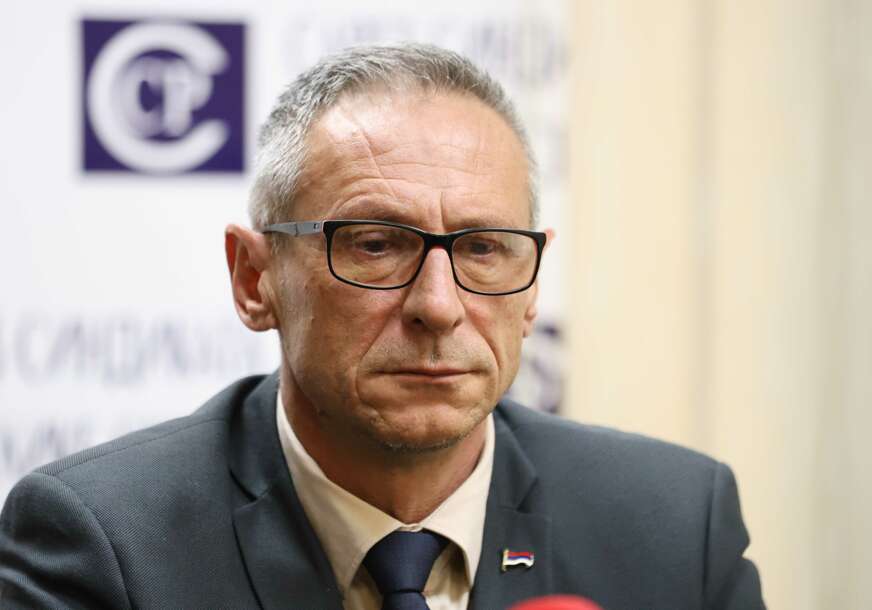 GUBITNIK DANA Radan Ostojić