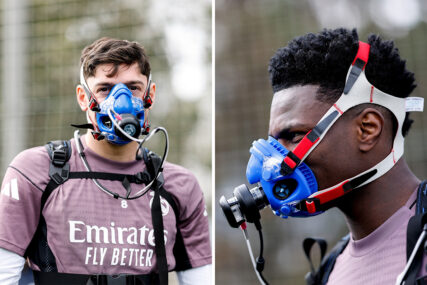 fudbaleri Real Madrida s maskom na treningu