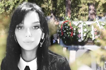 (VIDEO, FOTO) "Pola moje duše je otišlo sa tobom" Sahranjena Sanja (30), MAJKA 3 DJECE koju je udario VOZ, jecaji odzvanjali grobljem