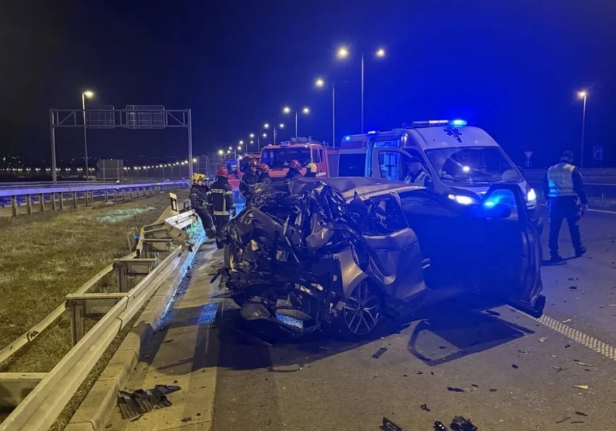 (FOTO) Stravičan sudar: Prva slika smrskanog automobila Tatjane Ječmenice nakon nesreće u kojoj je poginula