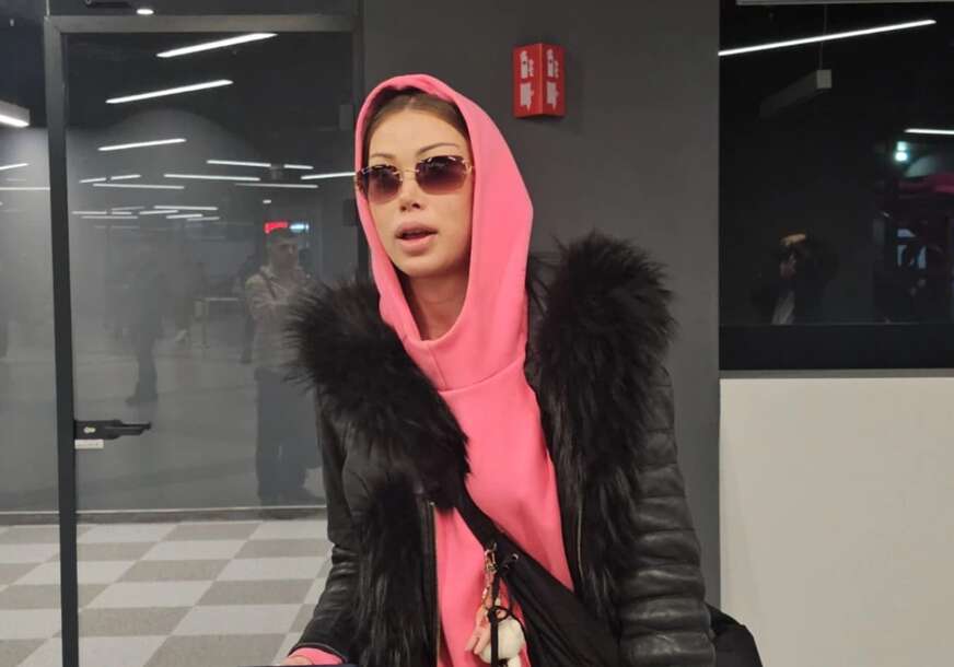(VIDEO) NAKON RIJALITIJA ZAVRŠILA U BOLNICI Teodora poslije mnogo vremena u javnosti, otkrila šta je uradila sa prstenom nakon raskidanja vjeridbe
