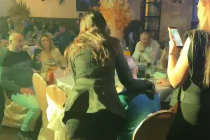 (VIDEO) Na proslavi je pozvao na video: Prvi snimak OCA DJETETA Milice Todorović, Kaća Živković mu pjeva na uvce