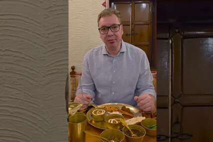 (VIDEO) Vučić objavio snimak iz Indije "Tražio sam i papričice, teško je i meni da podnesem"