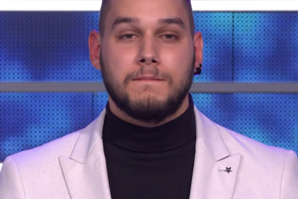 (VIDEO) "Ovo odavno nisam čuo" Sergej Tadić iz Banjaluke NAJEŽIO ŽIRI "Zvezda Granda", pale pohvala sa svih strana