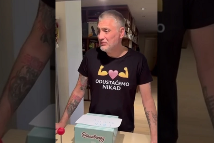 Slomio se na komade: Čedu Jovanovića savladale emocije kada je ugledao iznenađenje, ovo će dugo pamtiti