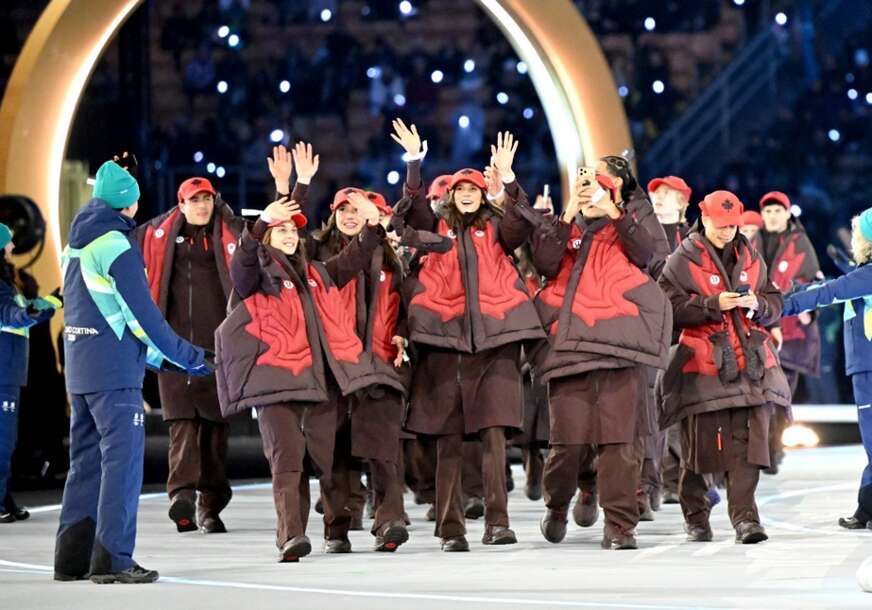 tim Kanade na otvaranju ZOI 2026