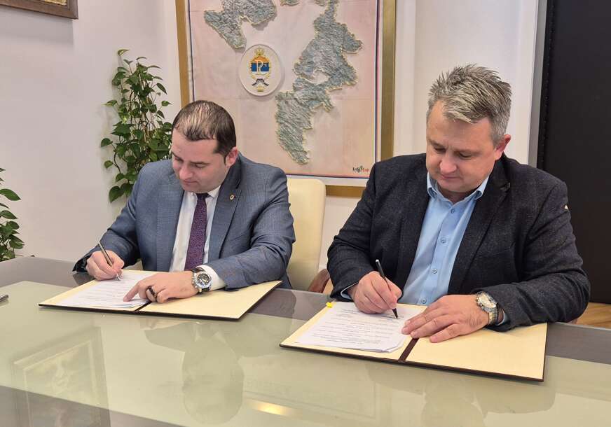 FOTO: USTUPLJENA FOTOGRAFIJA