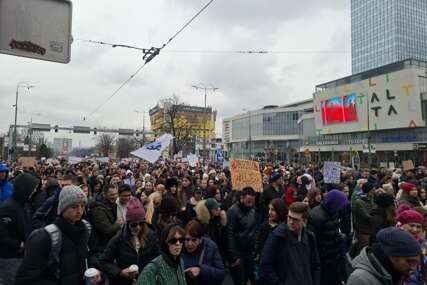 Oglasili se iz MUP o PROTESTIMA u Sarajevu: Na ulice izašlo oko 6.000 GRAĐANA, sve je proteklo mirno