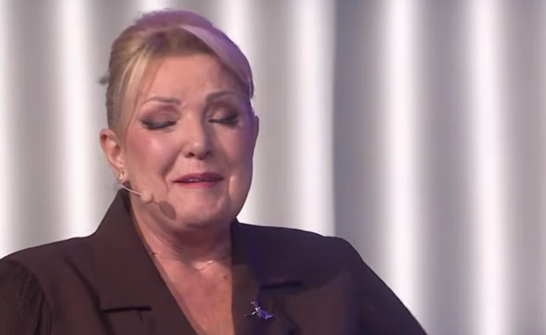 "Ona je bila bolesna, ozbiljno bolesna" Snežana Đurišić u suzama na snimanju "Zvezda Granda", stala u odbranu takmičarke