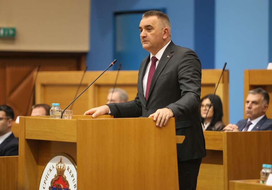 Savo Minic ostavka, Narodna skupstina Republike Srpske