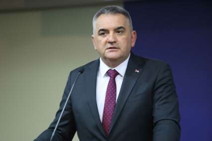"Na raspolaganju su građanima" Minić poručio da su sve republičke službe na terenu i u pripravnosti
