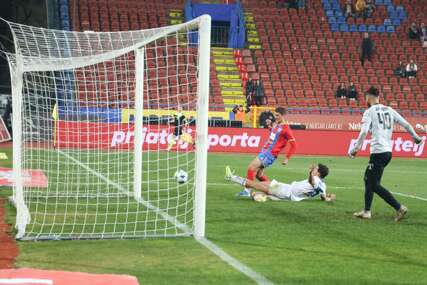 (FOTO, VIDEO) Fantastično veče na Gradskom stadionu: Borac ponovo brojao do 5 protiv Širokog