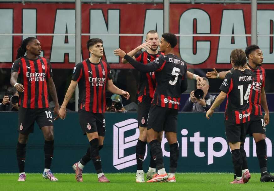 Strahinja Pavlović i Luka Modrić