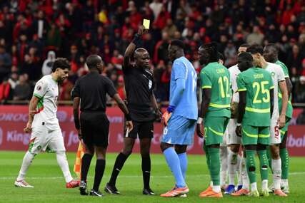 Cirkus se nastavlja: Senegalci odbijaju da vrate trofej i medalje