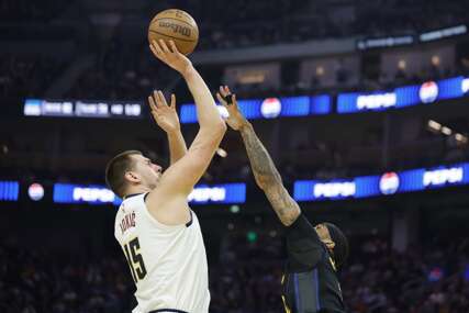 (VIDEO) Jokićevo čudo poslije -20: Denver srušio San Antonio, Nikola zablistao