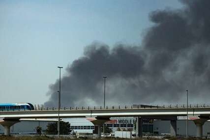 (VIDEO) TRAGEDIJA U DUBAIJU Presreli iranski projektil, krhotina pala na automobil i ubila vozača