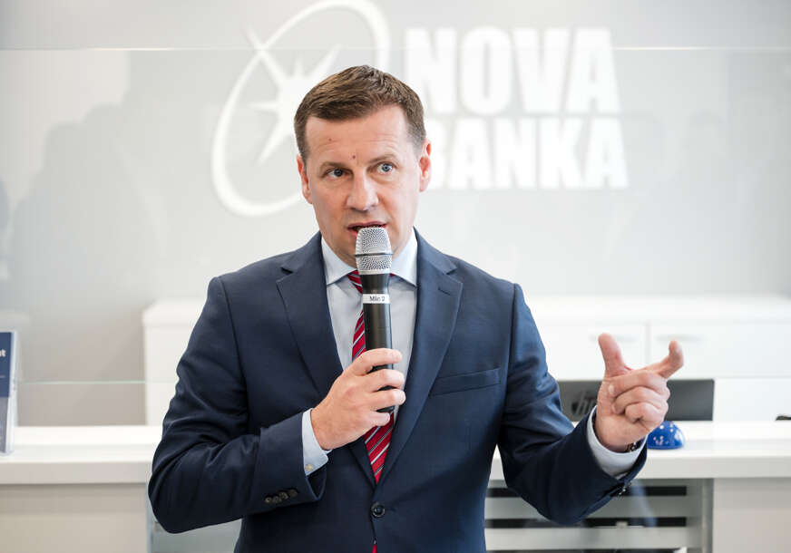 FOTO: NOVA BANKA