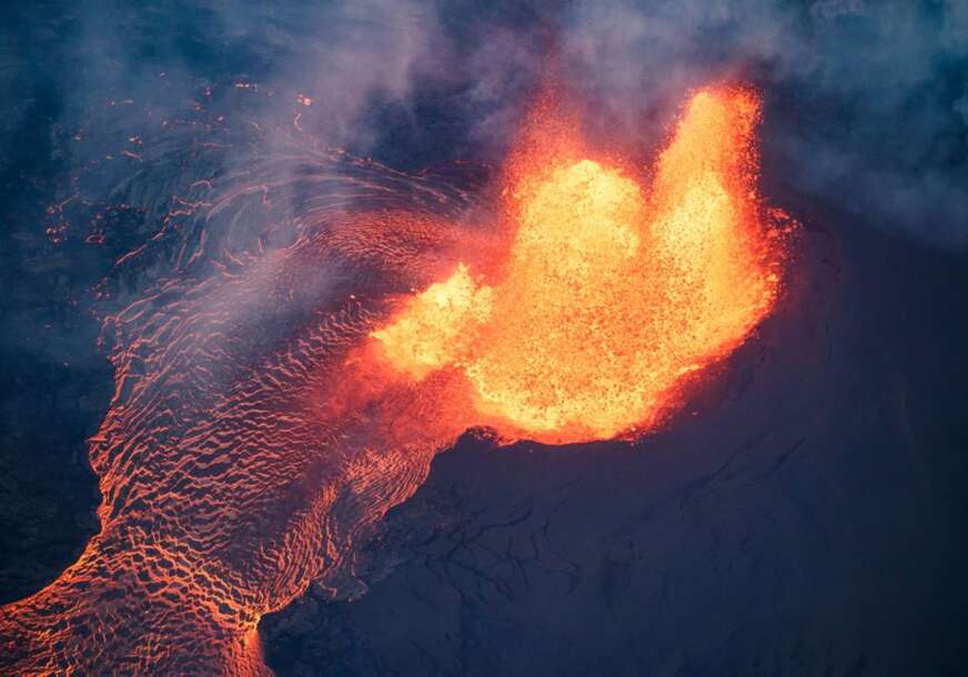 Izdato upozorenje: Velika erupcija vulkana Kilauea izbacila fontane lave do 300 metara uvis