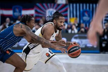 Asvel slavio u derbiju začelja: Bivši košarkaš Partizana slomio Efes