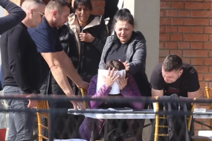 "Dragane, sine moj, zašto me ostavi" Brestačom odzvanjaju jauci, Branka Lazić van sebe zbog smrti sina