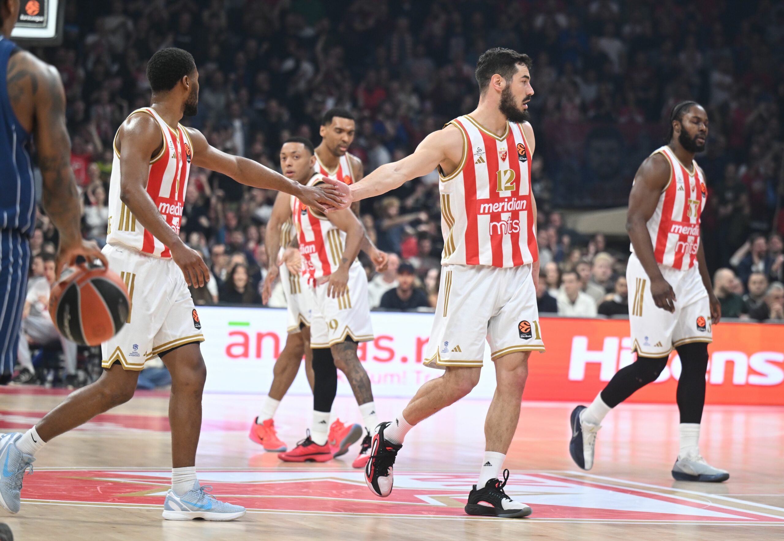 Crvena zvezda Bajern uživo prenos 39. kola Evrolige: Crveno-bijeli žele osvetu