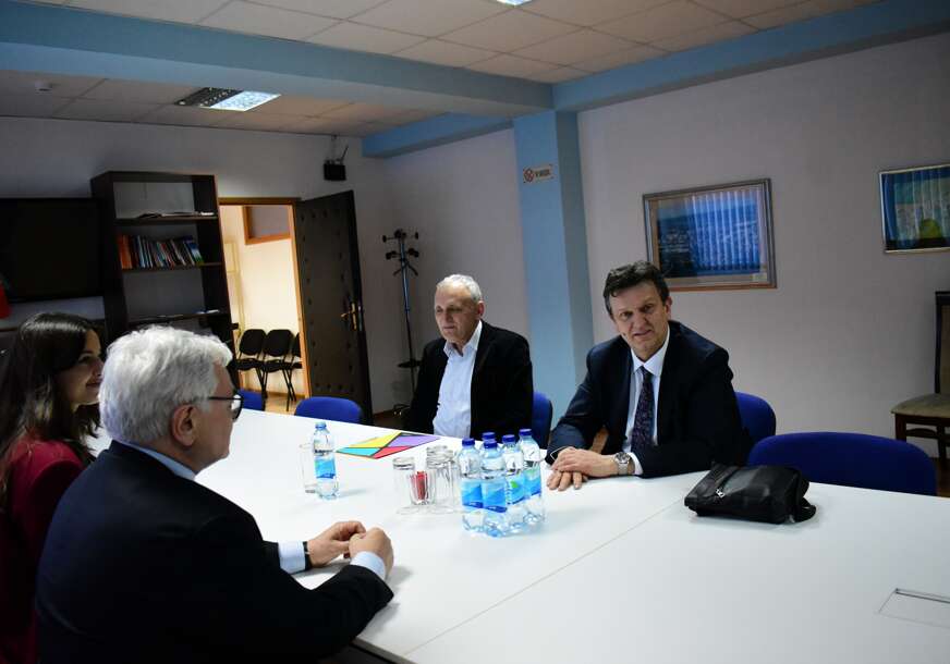 FOTO: 