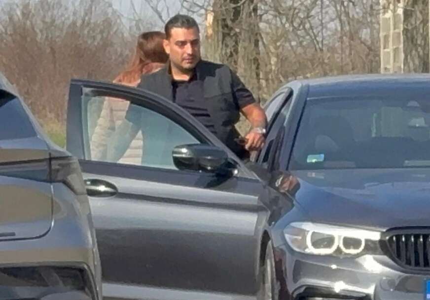 (VIDEO, FOTO) DARKO LAZIĆ OTIŠAO U BOLNICU Danas je obdukcija Dragana Lazića, pjevač organizuje sahranu rođenog brata