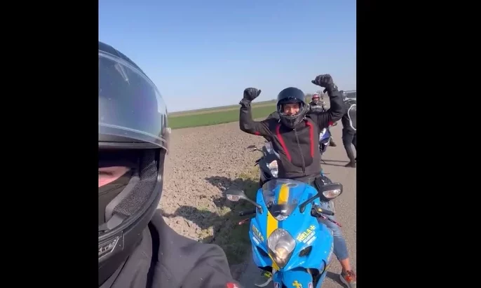 (VIDEO) Pjevač se dan prije snimao sa njim na motoru: Posljednji snimak brata Darka Lazića PRED UDES u kom je izgubio život