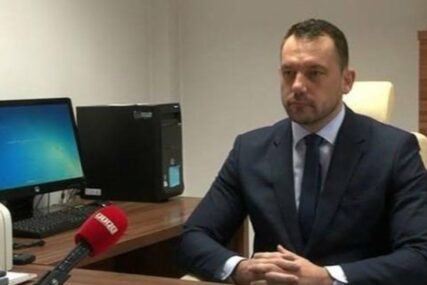 NAKON 20 DANA OD PREUZIMANJA DUŽNOSTI Šešelj smijenjen sa mjesta v.d. hidroelektrane Bistrica, evo i zbog čega