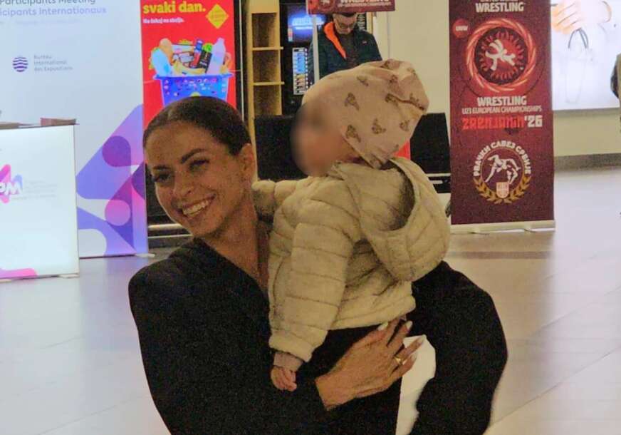 (VIDEO) Nestao im prtljag: Kaća i Darko Lazić STIGLI U BEOGRAD nakon drame na Maldivima