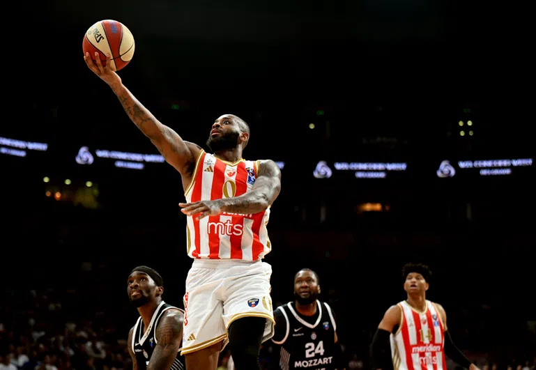 Derbi kakav dugo nije viđen: Crvena zvezda savladala Partizan nakon velikog trilera