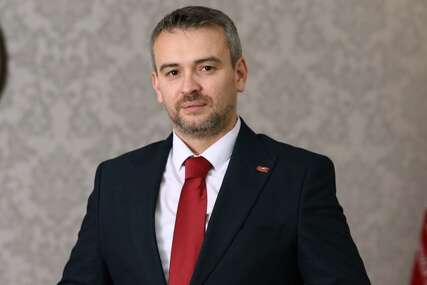 Raković poručio da SPS raste svakog dana „Otvoreni smo za sve časne, porodične i odgovorne ljude“
