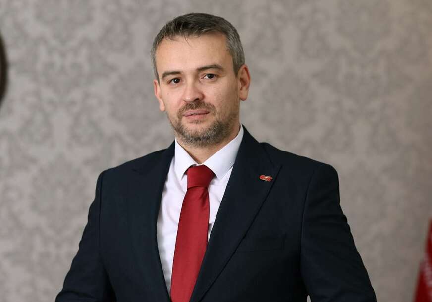 Raković poručio da SPS raste svakog dana „Otvoreni smo za sve časne, porodične i odgovorne ljude“