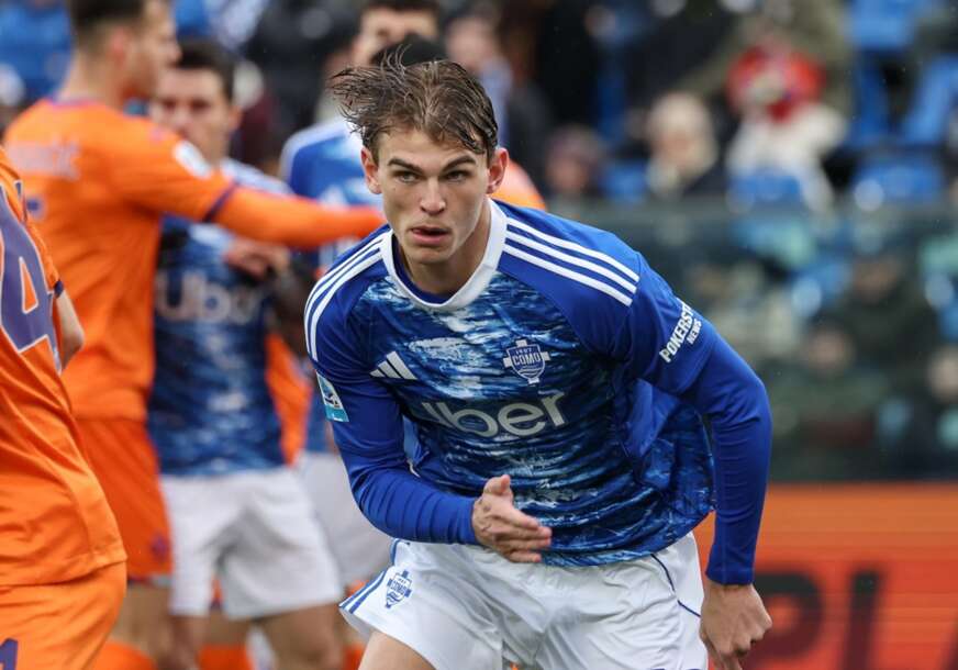 Zakasnio na večeru: Sesk Fabregas želi da disciplinuje prvu zvijezdu Koma
