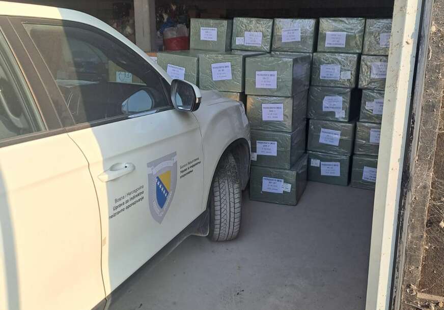 (FOTO) Akcija "Tranzit": Oduzeta krijumčarena roba u vrijednosti oko 170.000 KM