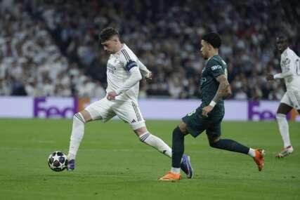 (VIDEO) LIGA ŠAMPIONA Real totalno nadigrao Siti uz het-trik Valverdea, PSŽ u finišu slomio Čelsi