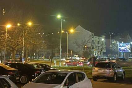 VOZAČI ZAGLAVLJENI U KOLONAMA Lančani sudar, zatvoren istočni tranzit i kolaps saobraćaja u Banjaluci