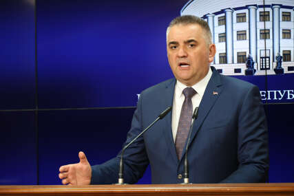 (FOTO) "Nigdje nismo stali, idemo dalje" Minić poručio da je izbor nove vlade zrela politička odluka