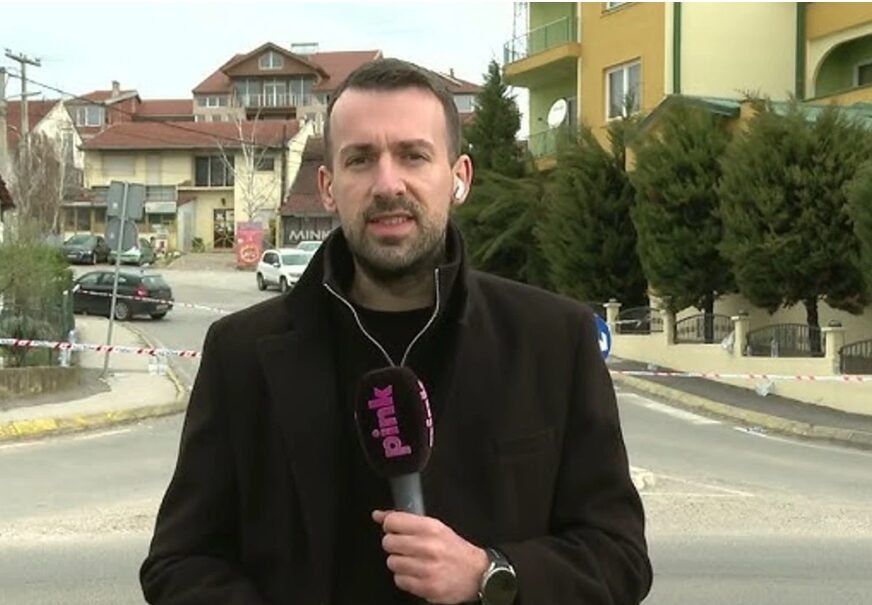 OPERISAN VODITELJ PINKA Srđan jutros primljen na VMA