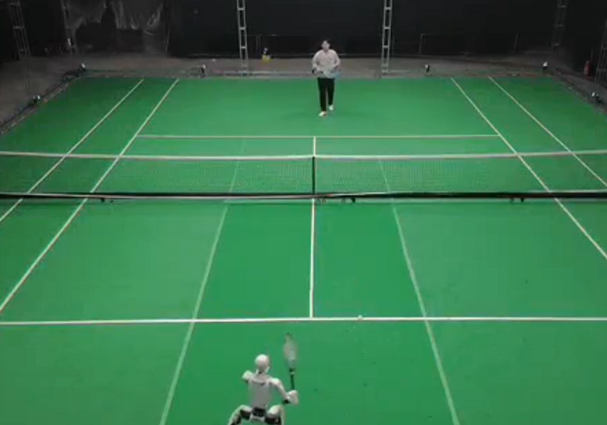 (VIDEO) Da li Novak treba da se zabrine: Humanoidni robot za samo par dana naučio da igra tenis