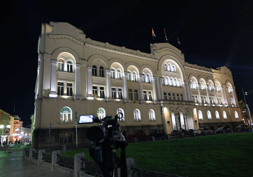 (VIDEO) Oglasile se sirene u Banjaluci: Grad na minut stao zbog NATO bombardovanja