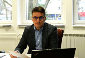 GUBITNIK DANA Dragan Zelenković