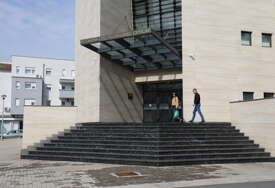 Zabrana isticanja ljiljana legalna: Ustavni sud RS utvrdio da nema povrede zakona
