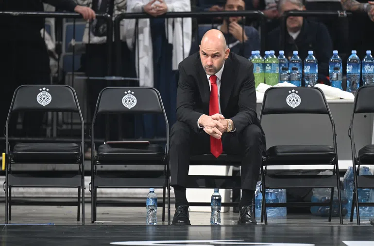 Problemi se samo nižu: Spanulis napustio Monako neposredno pred utakmicu