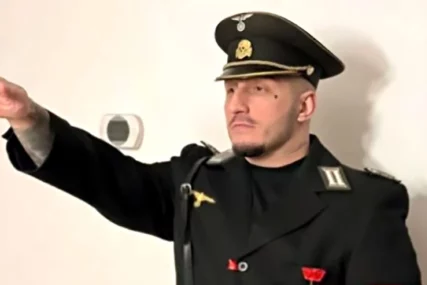 Čak je i Instagram reagovao: Reper Vuk Mob objavio fotografiju u NACISTIČKOJ UNIFORMI uz Hitlerov pozdrav