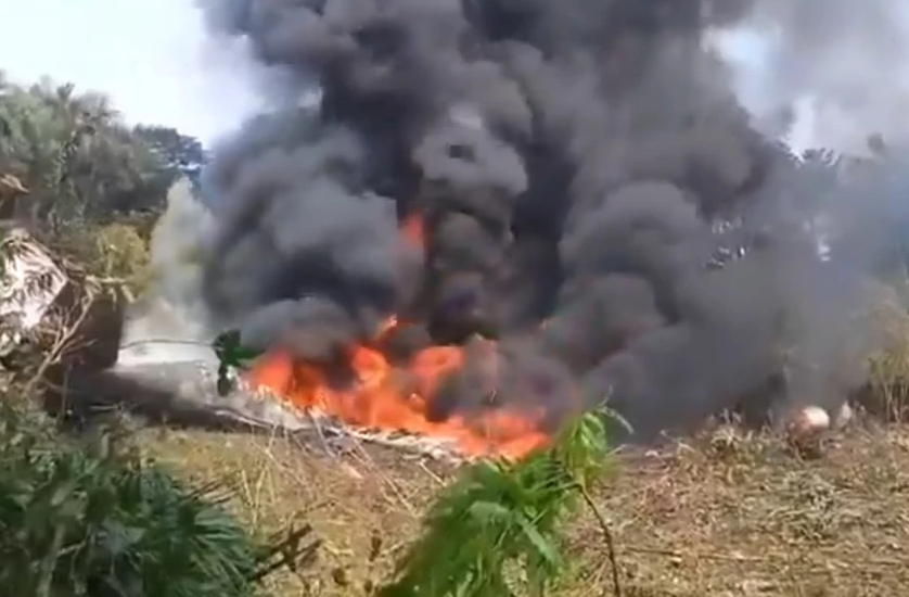 (VIDEO) ISPLIVAO JEZIV SNIMAK Srušio se avion sa 110 osoba, hitno se oglasio kolumbijski ministar