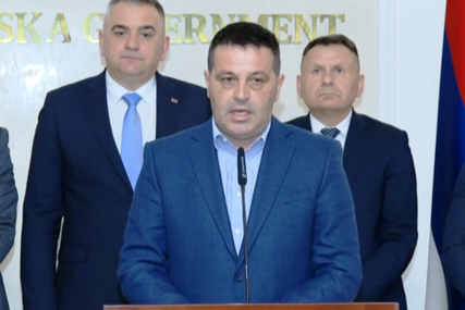 (FOTO) "Apsolutno ih razumijem" Pogledajte šta je MINIĆ PONUDIO PREVOZNICIMA, oni otkrili  šta NEĆE TOLERISATI