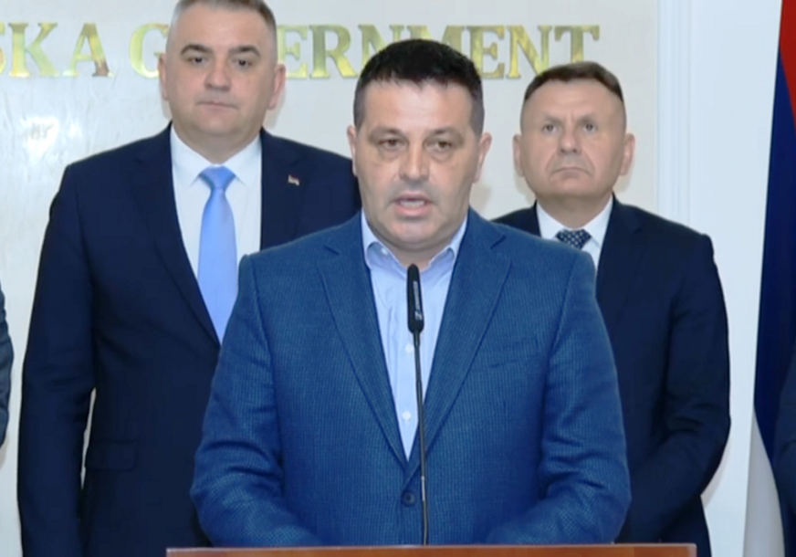 (FOTO) "Apsolutno ih razumijem" Pogledajte šta je MINIĆ PONUDIO PREVOZNICIMA, oni otkrili  šta NEĆE TOLERISATI