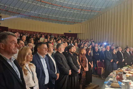(FOTO) Vlado Đajić na festivalu folklora u Sloveniji „Mladi - najljepši dokaz da naš narod, ma gdje živio, ne zaboravlja svoje korijene“