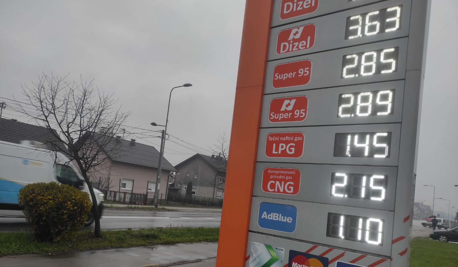 AFORIZAM DANA Crno zlato